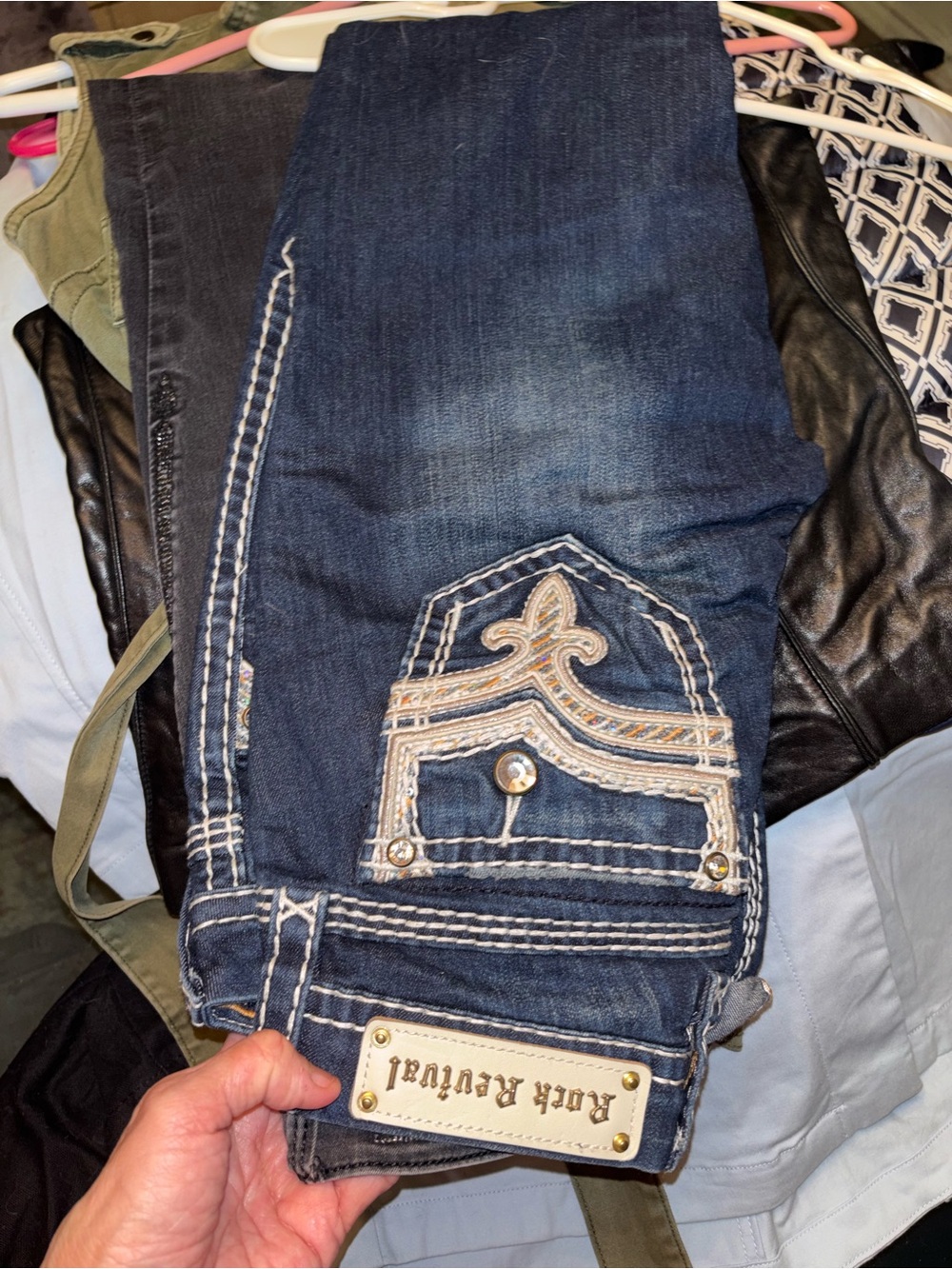 Women’s Rock Revival Dark Blue Embroidered Slim Jeans size 26 skinny